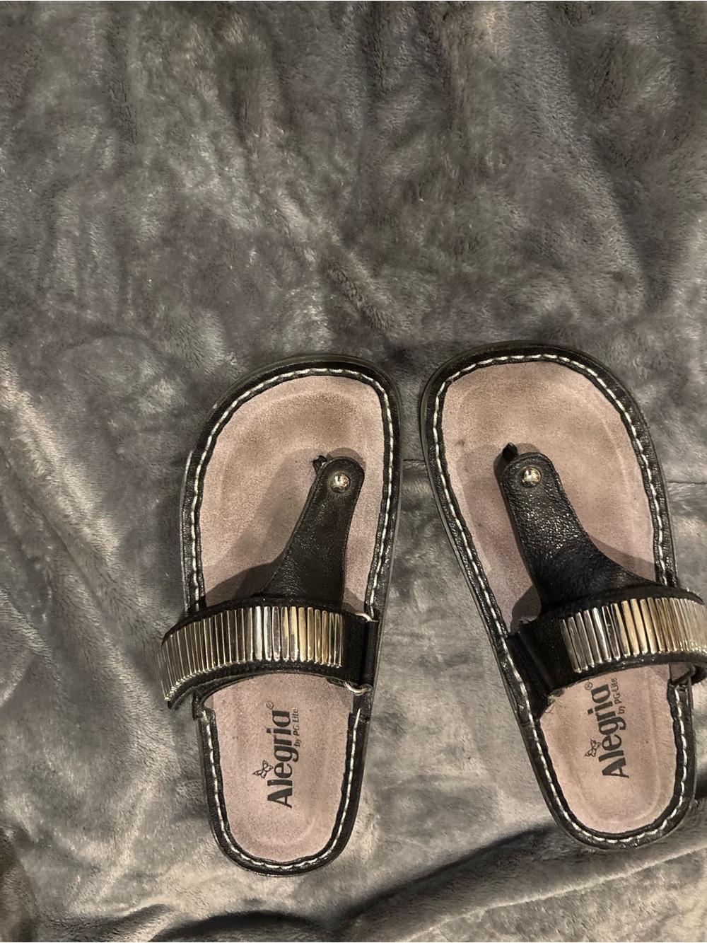 Alegria Women’s Black Sandal with Silver Metallic Trim